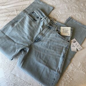 Abercrombie & Fitch The Ankle Straight Ultra High Rise Jeans